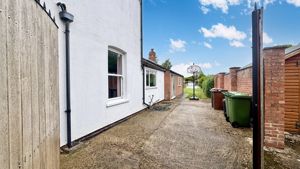 Photo 16- click for photo gallery